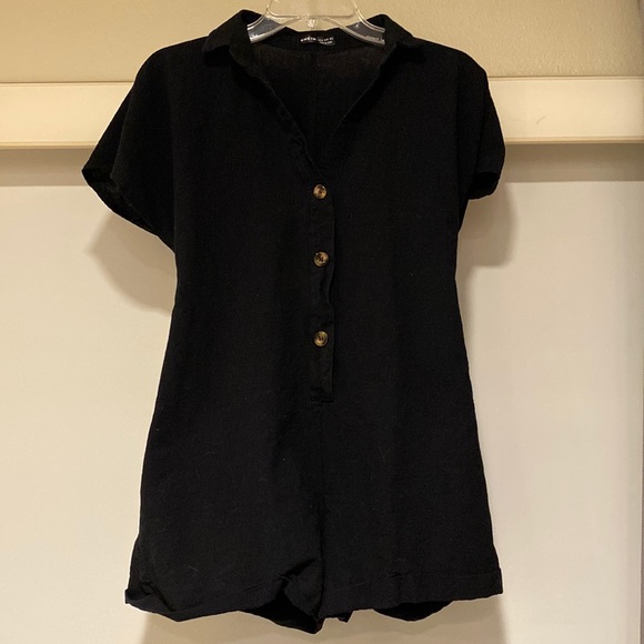 🆕 SHEIN Black Button Up Romper